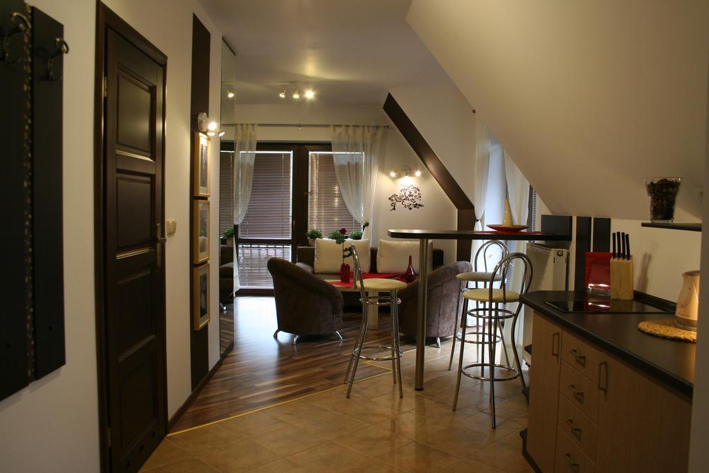 Apartamenty Centrum 2 ザコパネ 部屋 写真