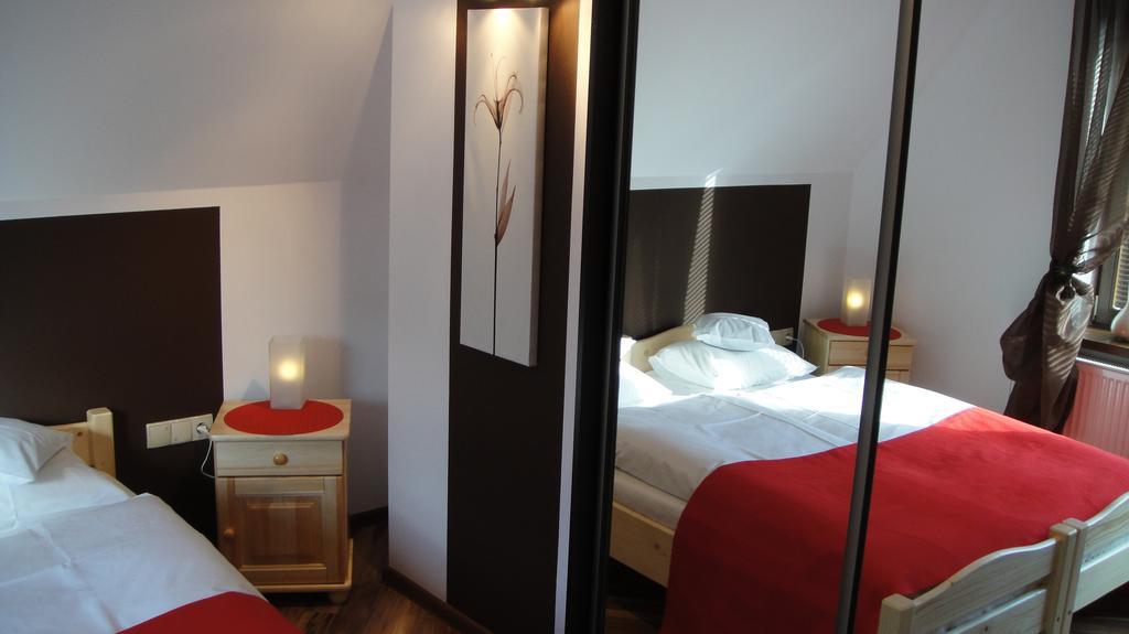 Apartamenty Centrum 2 ザコパネ 部屋 写真