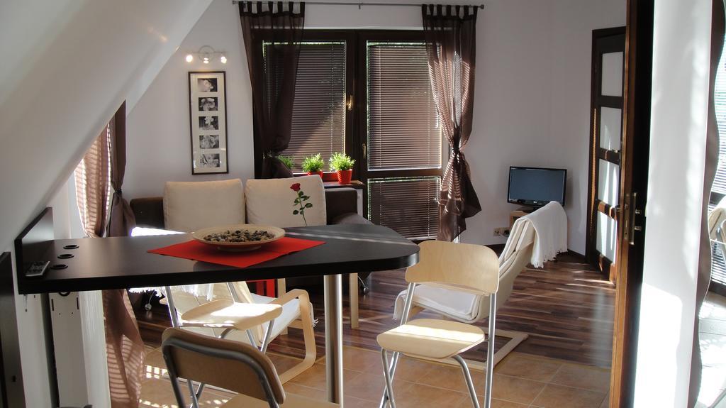 Apartamenty Centrum 2 ザコパネ 部屋 写真
