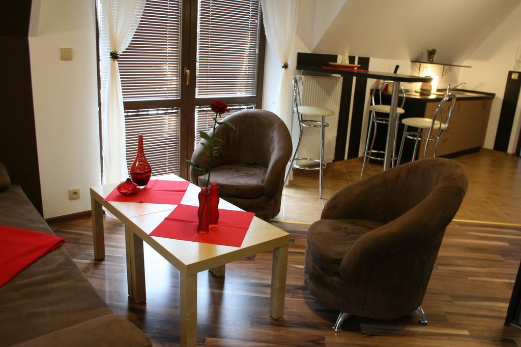 Apartamenty Centrum 2 ザコパネ 部屋 写真